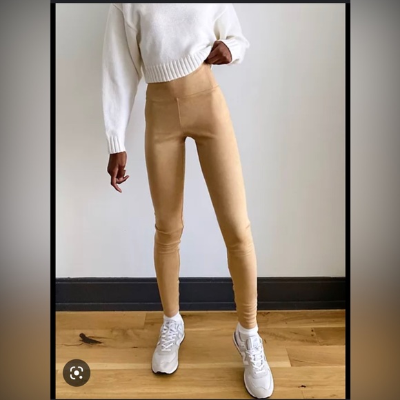 Two pairs of vegan suede Daria Leggings - Picture 2 of 6